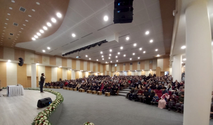 Konya Büyükşehir Belediyesi Şehir Konferanslarını İlçelere Taşıdı