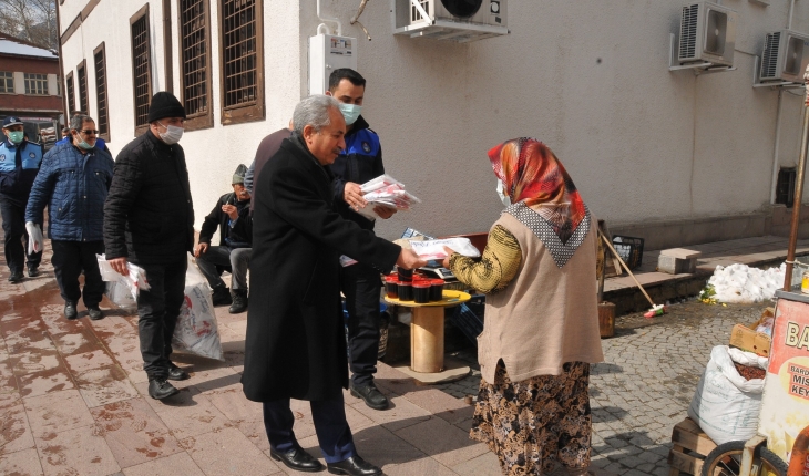 Başkan Akkaya’dan Dünya Kadınlar Günü’nde kadınlara hediye