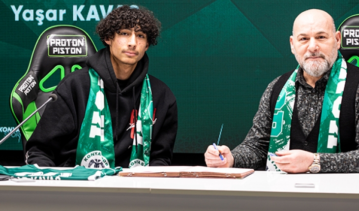 Konyaspor Yaşar Kavas ile profesyonel sözleşme imzaladı