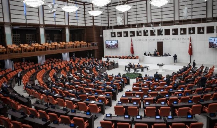 Sağlıkçılara mali hak düzenlemesi teklifi kabul edildi