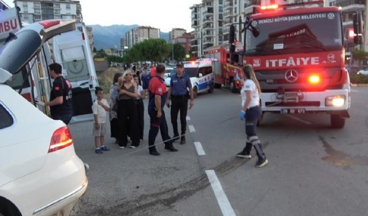 Kazaya karışan araçlar yayalara çarptı: 1 ölü, 7 yaralı