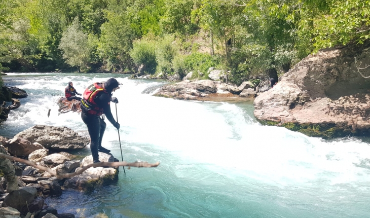 Müküs Çayı’na düşen hemşireyi arama çalışmaları 43. gününde