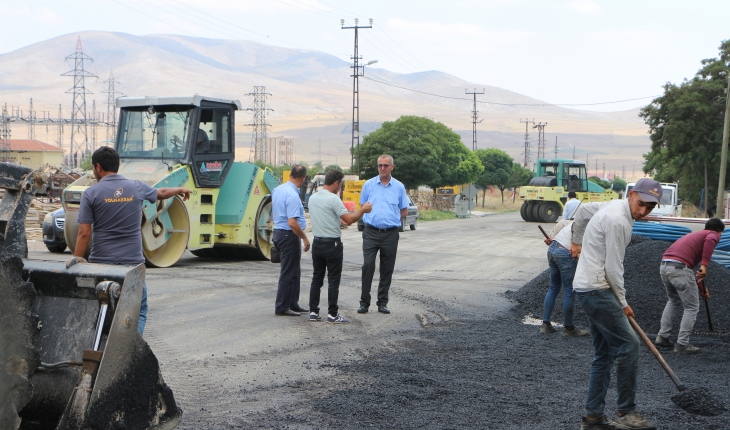 Yunak’ta sıcak asfalt çalışmaları tamamlandı