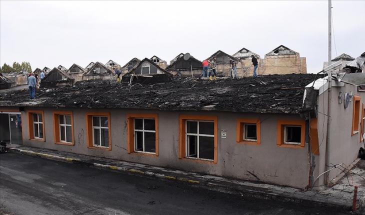 Atatürk Üniversitesi Rektörü Çomaklı'dan merkezi yemekhanede çıkan yangına ilişkin açıklama