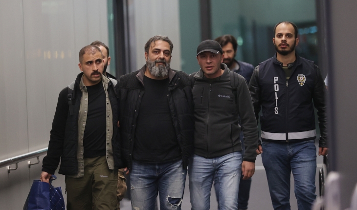 Kırmızı bültenle aranırken Arnavutluk’ta yakalanan Salih Akkurt Türkiye’ye getirildi