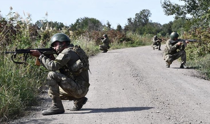 Yunanistan’a geçmeye çalışan 3 kişi yakalandı