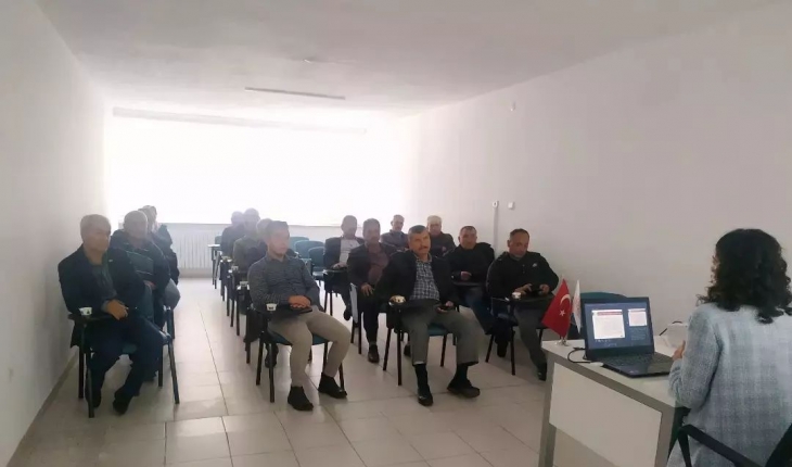 Beyşehir’de muhtarlara seminer