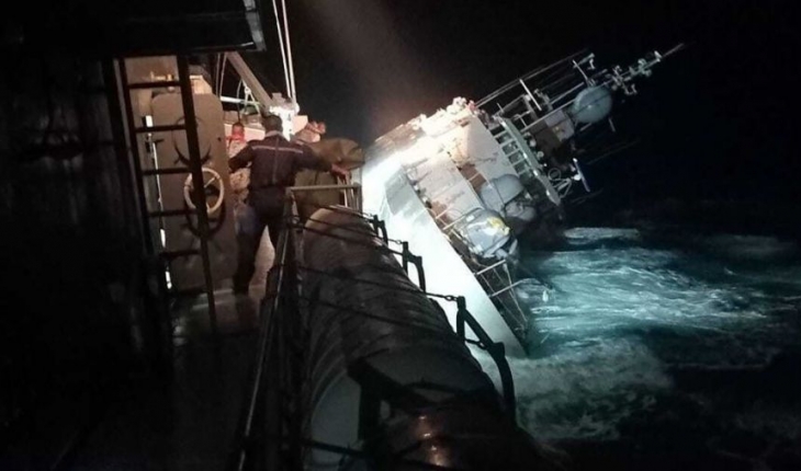 Tayland Boğazı’nda donanma gemisi battı: 31 kayıp