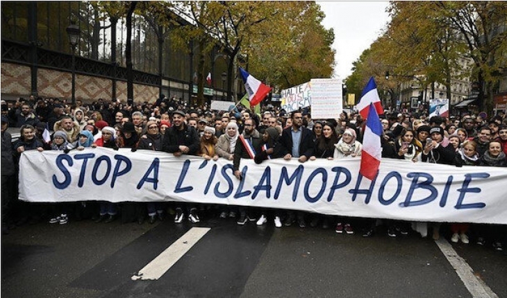 Fransa'da Müslümanlara 