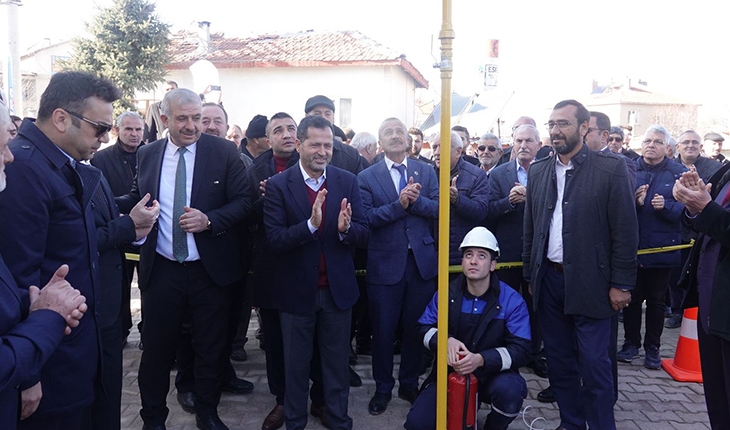 Konya'da İçeriçumra Mahallesi'ne doğalgaz verildi