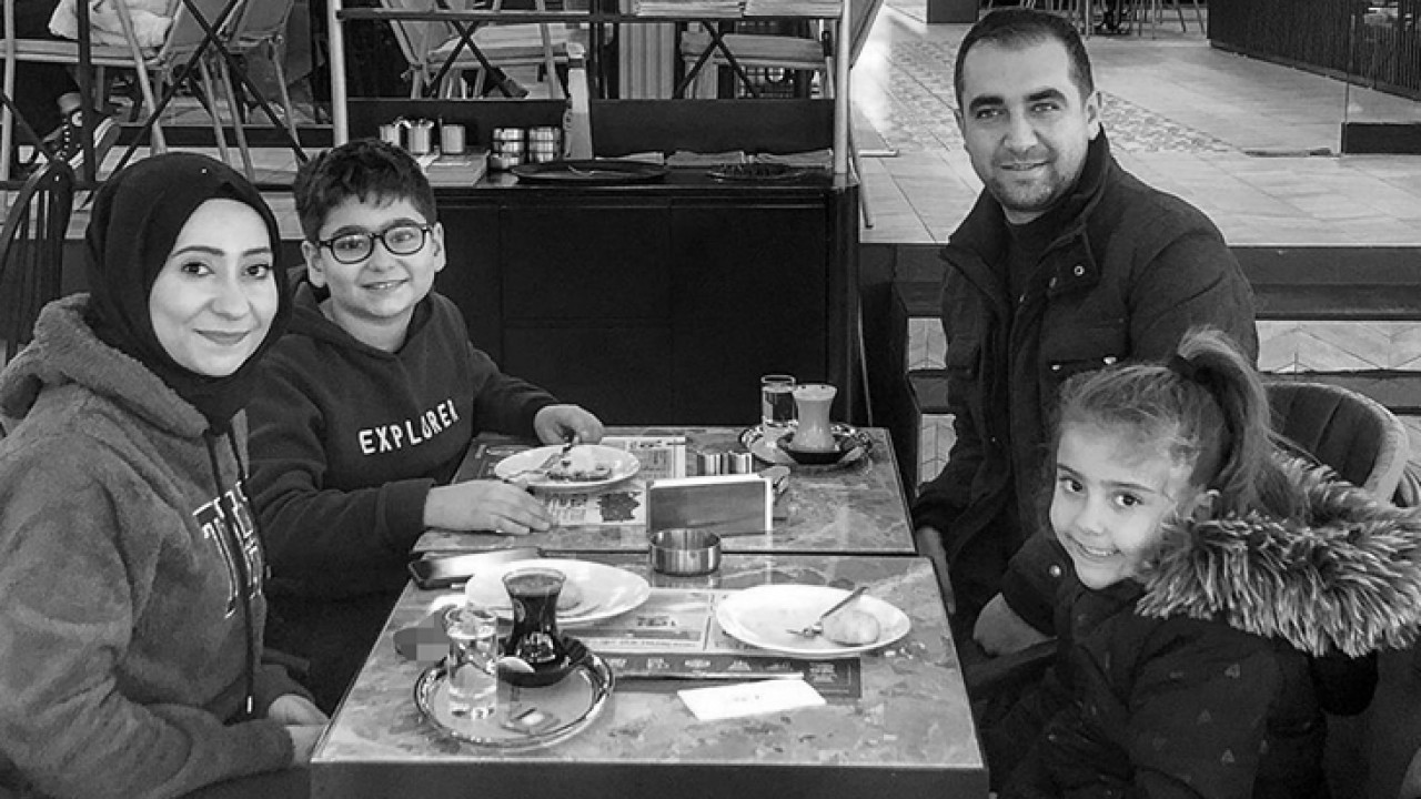 Muhabir İzzet Nazlı, eşi ve 2 çocuğu yıkılan binada yaşamlarını kaybetti