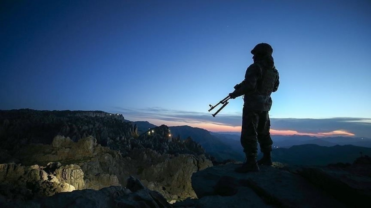 Terör örgütünden kaçan 2 PKK’lı teslim oldu