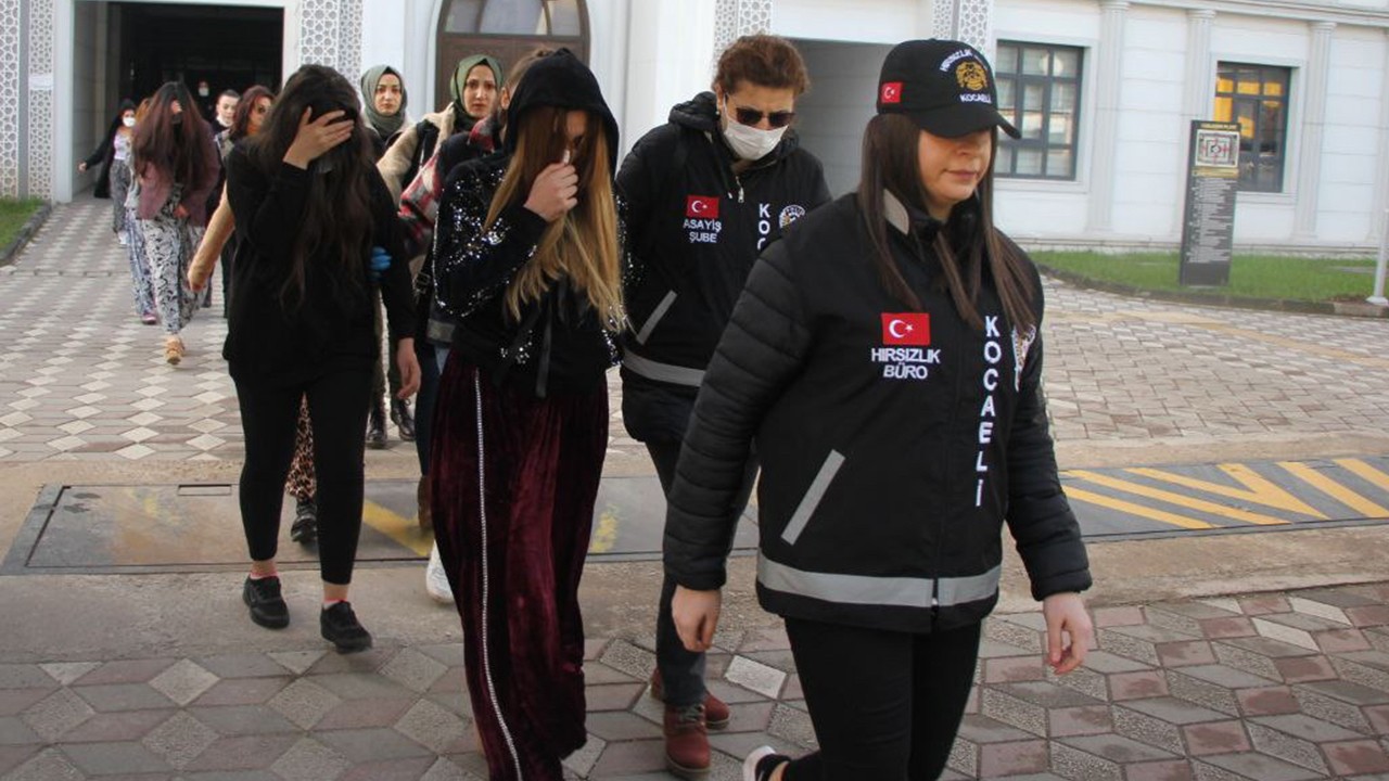 8 milyon liralık hırsızlık yapan 'Altın kızlar' çetesine operasyon: 41 gözaltı