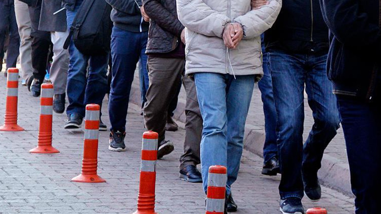 Ülkemize zorla gönderilmeye çalışılan 20 terör örgütü mensubu yakalandı