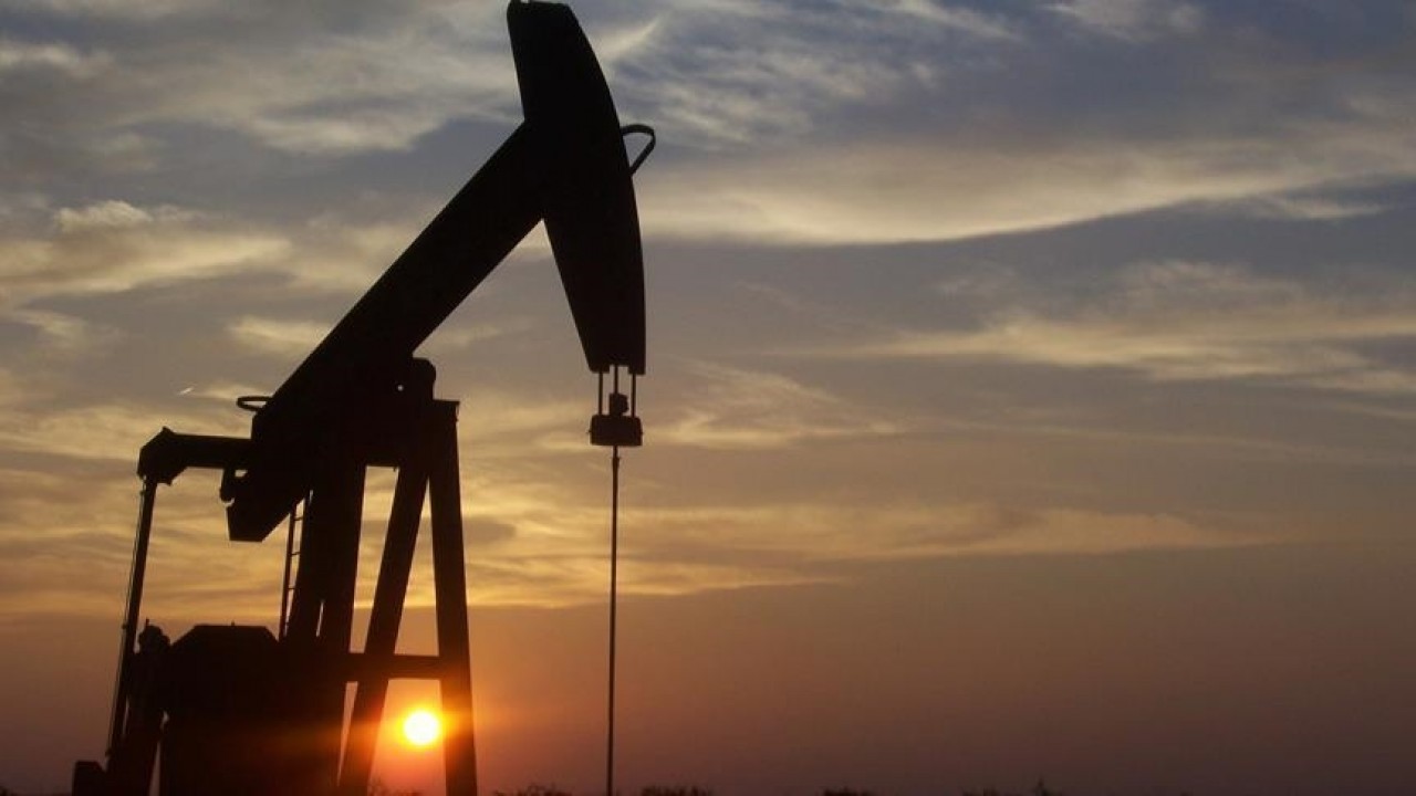Rusya, petrol üretimindeki “azaltma“ kararını yıl sonuna kadar uygulayacak