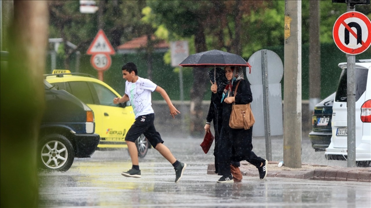 Meteoroloji uyardı! Cuma gününe dikkat! Konya'ya Kuvvetli yağış geliyor