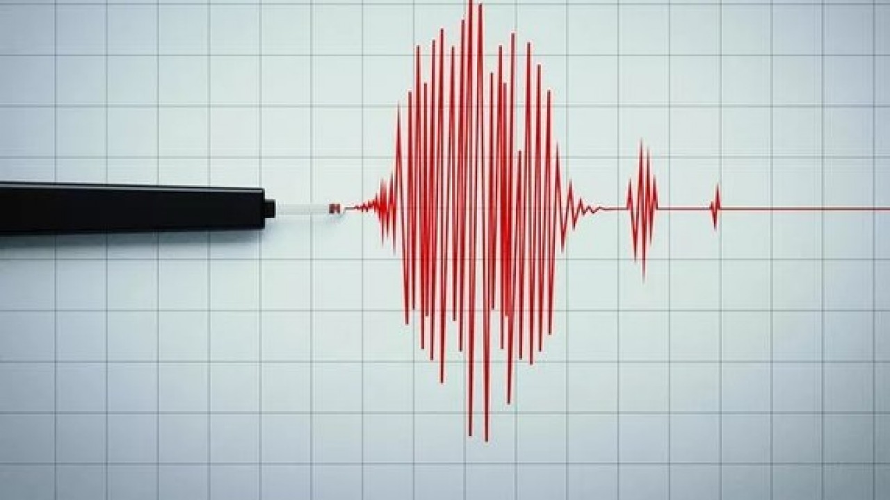 Çanakkale Valiliği, Ege Denizi’ndeki depremde olumsuz durum olmadığını bildirdi