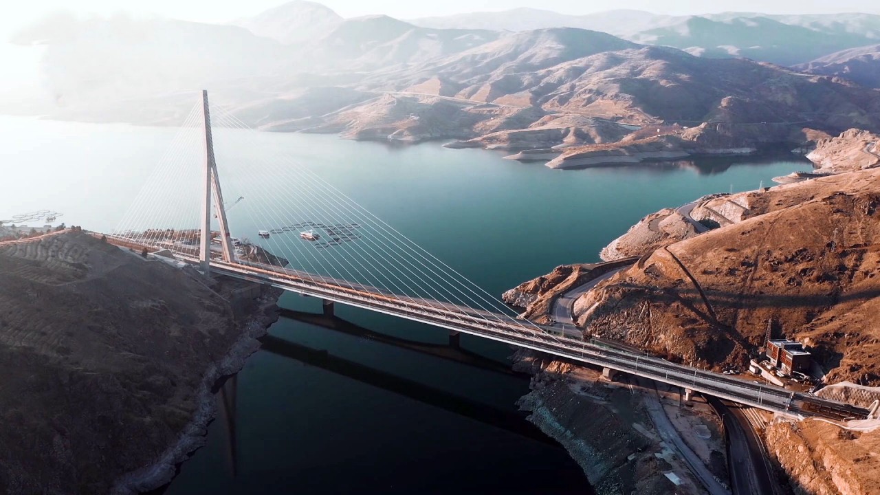 Bakan Karaismailoğlu: Kömürhan Köprüsü 7,25 milyon aracı ağırladı