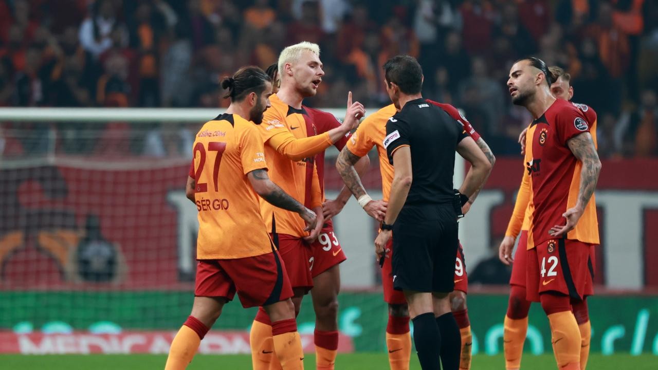 Galatasaray’da ayrılacak isimler belli oldu