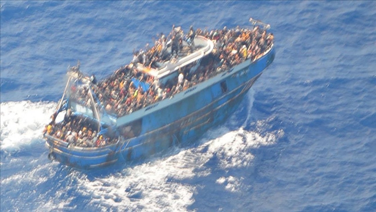 Yunanistan açıklarında yaşanan göçmen teknesi faciasında ölü sayısı 80’e yükseldi