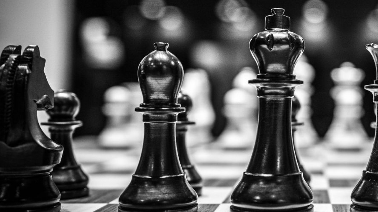 Satranç Federasyonu, trans bireylerin kadınlar turnuvasında yarışmasını yasakladı