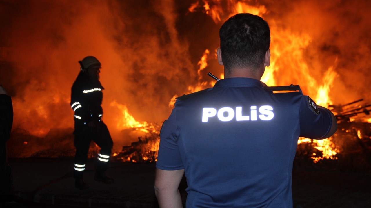 ​Konya’da inşaat alanında korkutan yangın