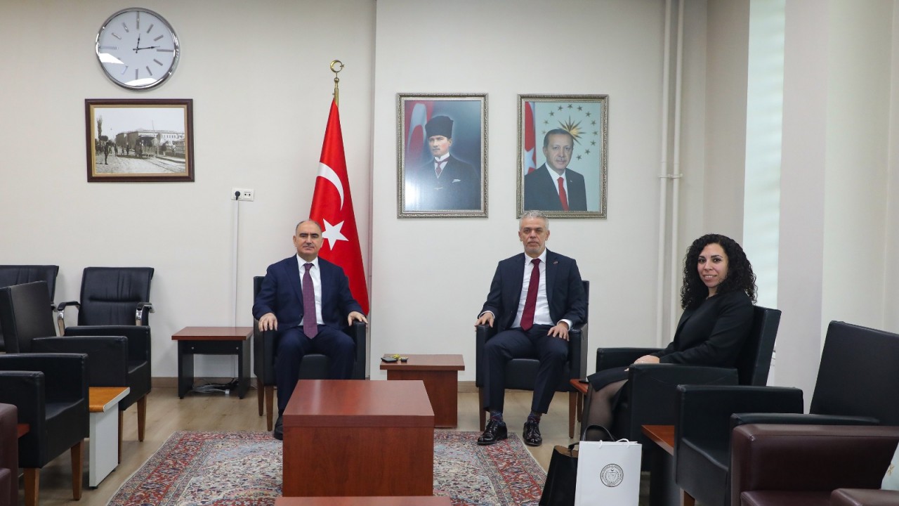 KKTC Ankara Büyükelçisi’nden Vali Özkan’a ziyaret