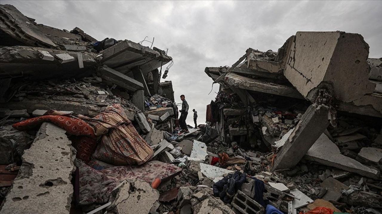 Gazze Belediye Başkanı: İsrail, Gazze Kent Arşivi’ndeki belgeleri yok etti