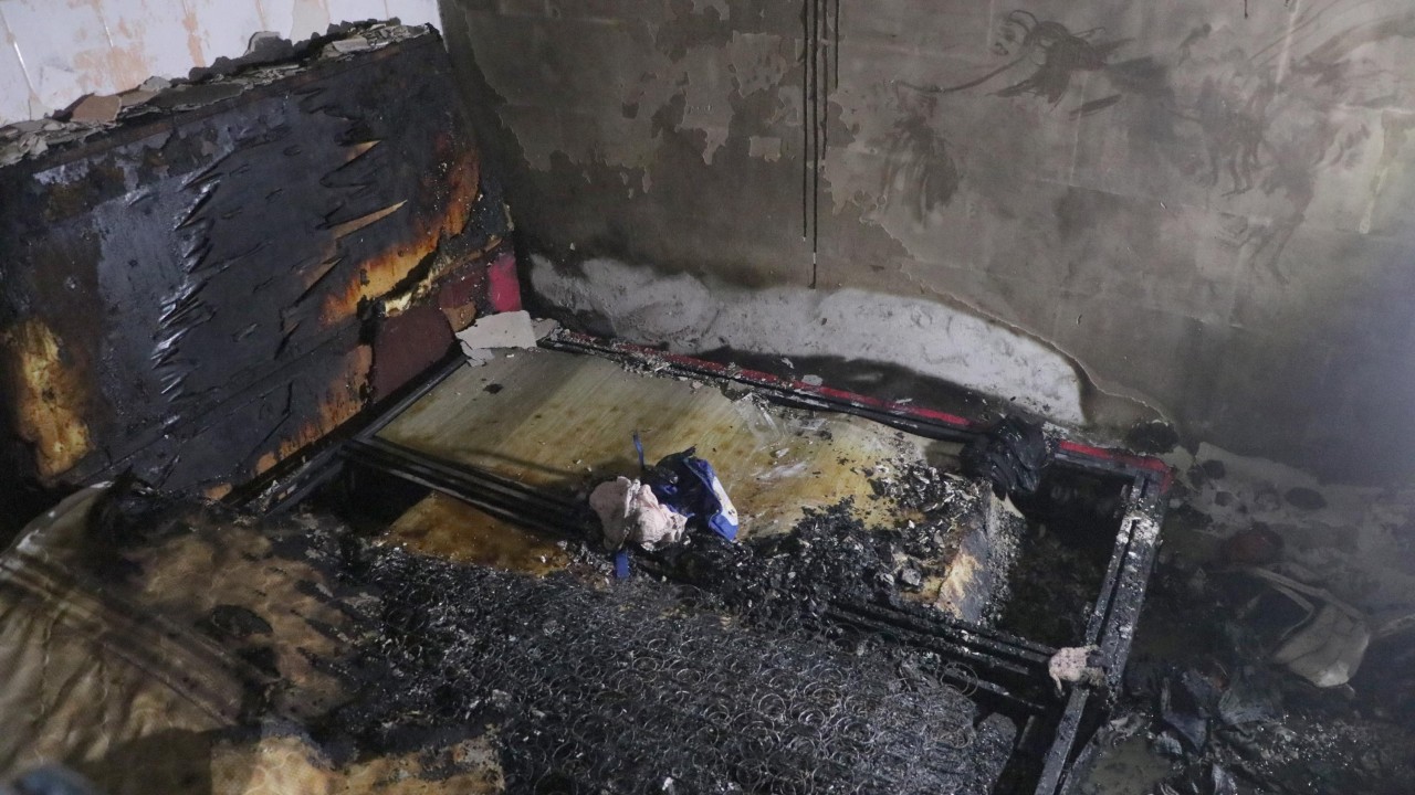 Elektrikli battaniyeden çıkan yangında bebek öldü, kardeşi ile annesi yaralandı