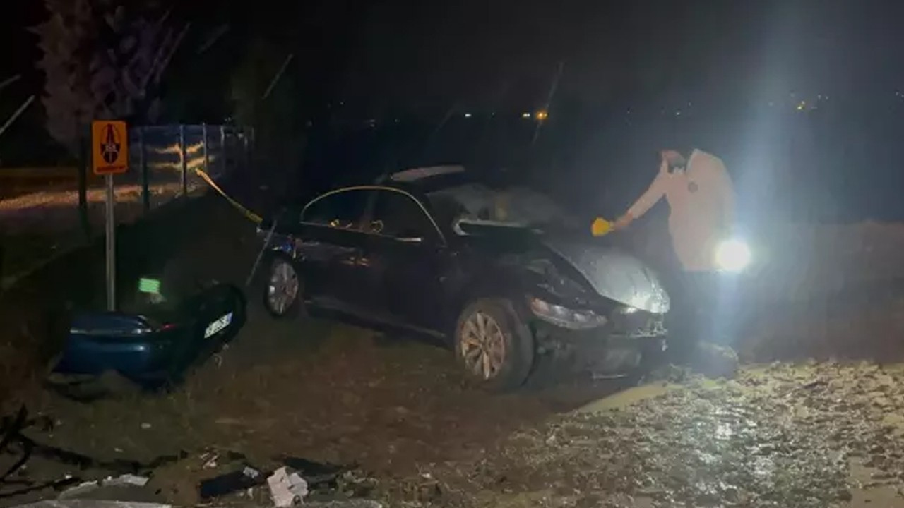 Yağış nedeniyle kontrolden çıkan araç takla attı: 2 ölü, 2 yaralı