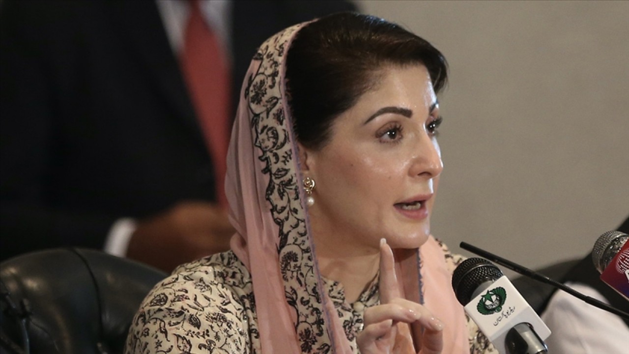 Pakistan’da ilk kez bir kadın eyalet başbakanı seçildi