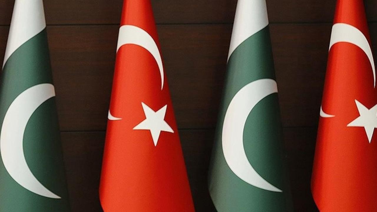 Pakistan Başbakanı’ndan Türkiye ile ikili ticaretin genişletilmesi çağrısı