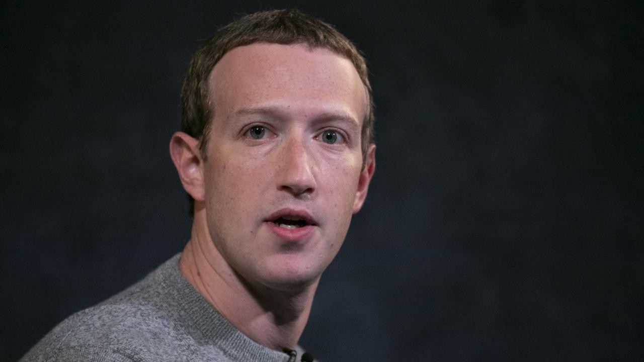 Zuckerberg'ün, Google'ın yapay zeka araştırmacılarına Meta'da iş teklif ettiği öne sürüldü