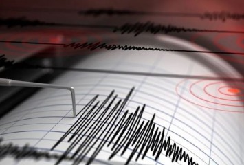 Japonya'nın batısında 6,4 ve 5 büyüklüğünde iki deprem