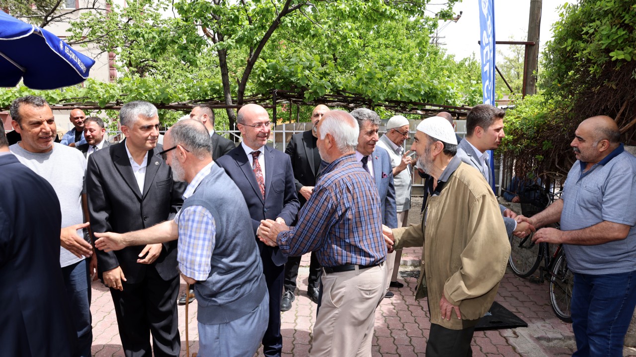 Ahmet Pekyatırmacı: Cuma buluşmaları birlik ve beraberliğimizi güçlendiriyor