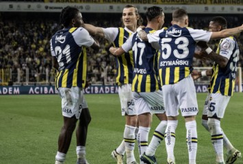 Derbide kazanan Fenerbahçe: 2-1