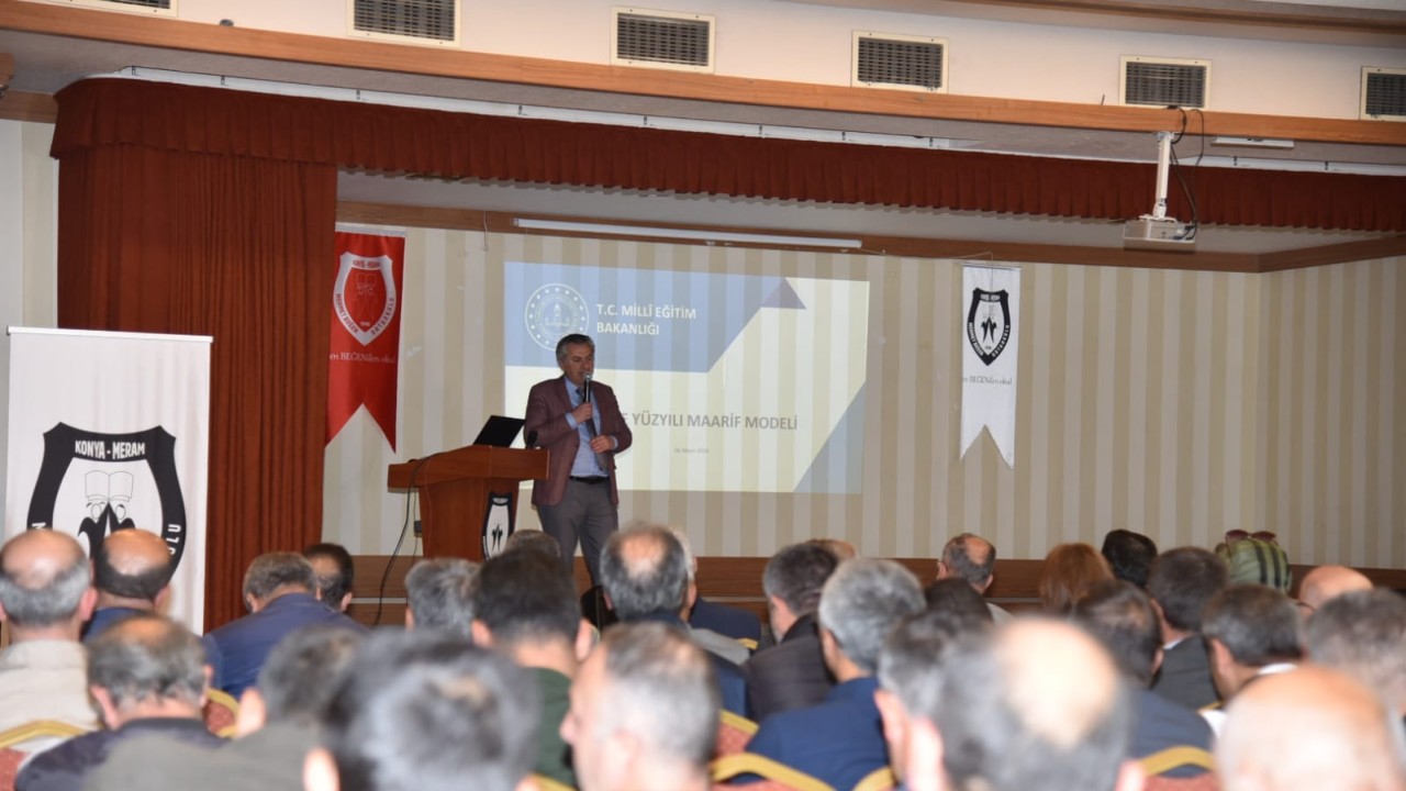 Konya İl Milli Eğitim Müdürü Murat Yiğit “Türkiye Yüzyılı Maarif Modeli“ toplantılarına katıldı