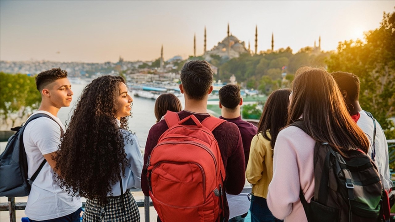 Türkiye genç nüfusuyla Avrupa’da fark yaratıyor