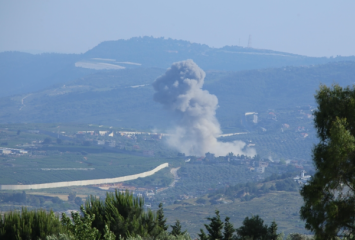 İsrailli Bakan, Hizbullah'ın saldırılarını durdurmaması halinde Güney Lübnan'ı işgal etmekle tehdit etti