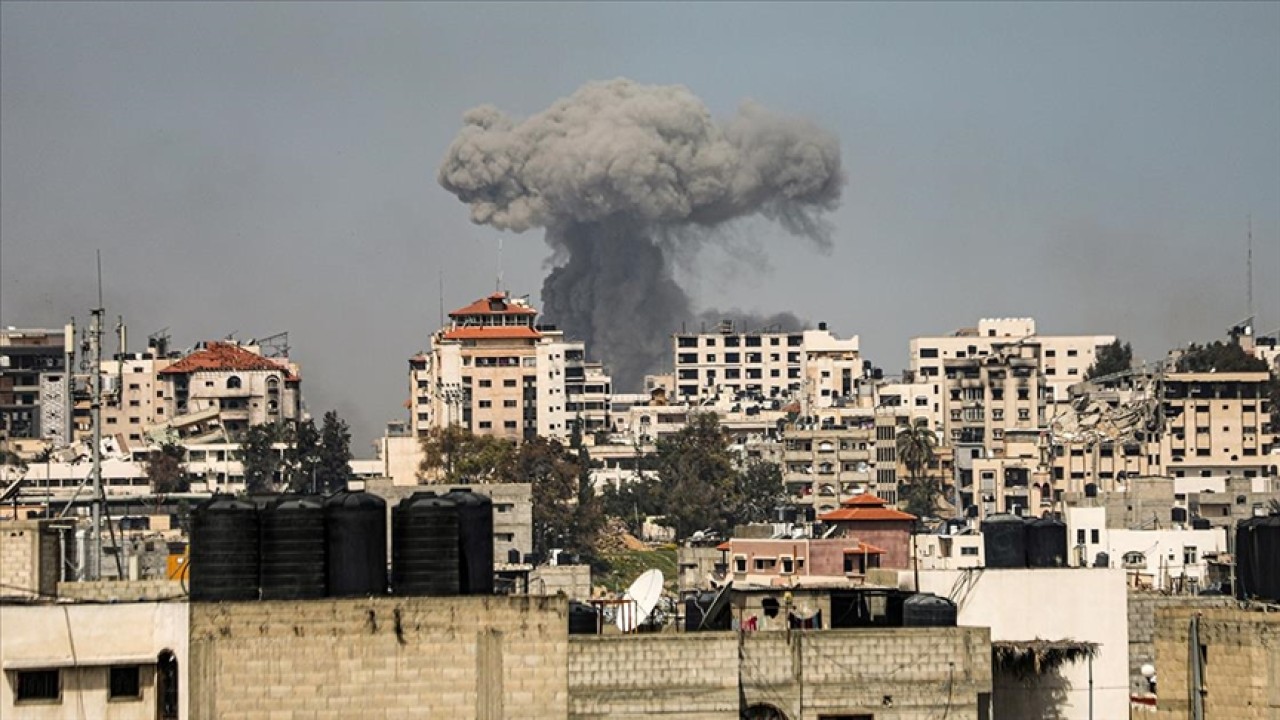 İsrail’in 231 gündür saldırılarını sürdürdüğü Gazze’de can kaybı 35 bin 857’ye çıktı