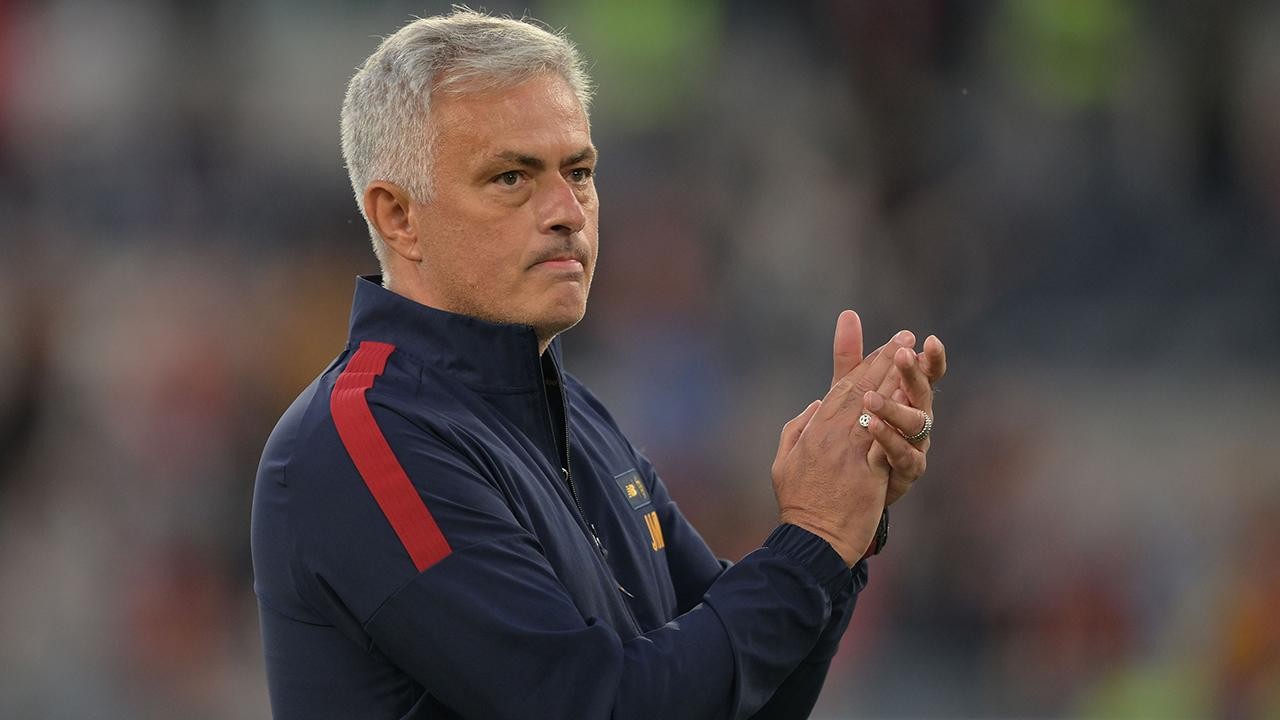 Fenerbahçe Jose Mourinho’yu açıkladı