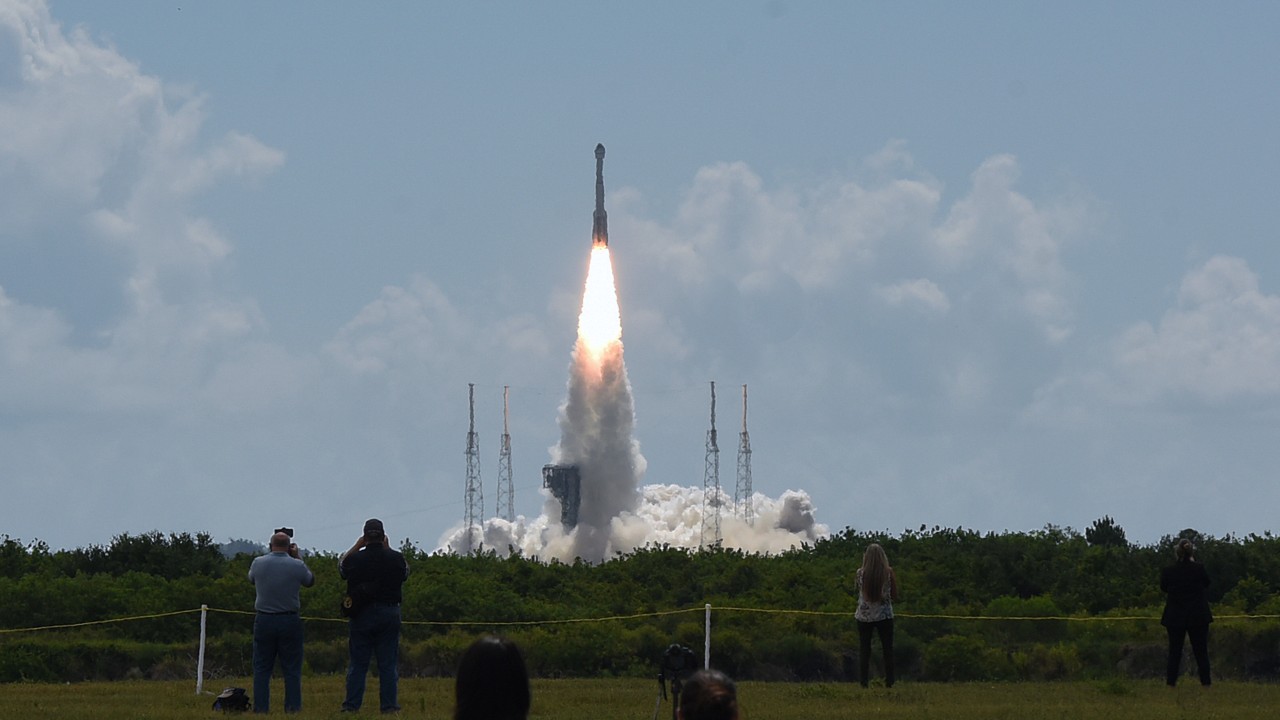 Boeing’in Starliner mekiği ilk kez uzaya fırlatıldı