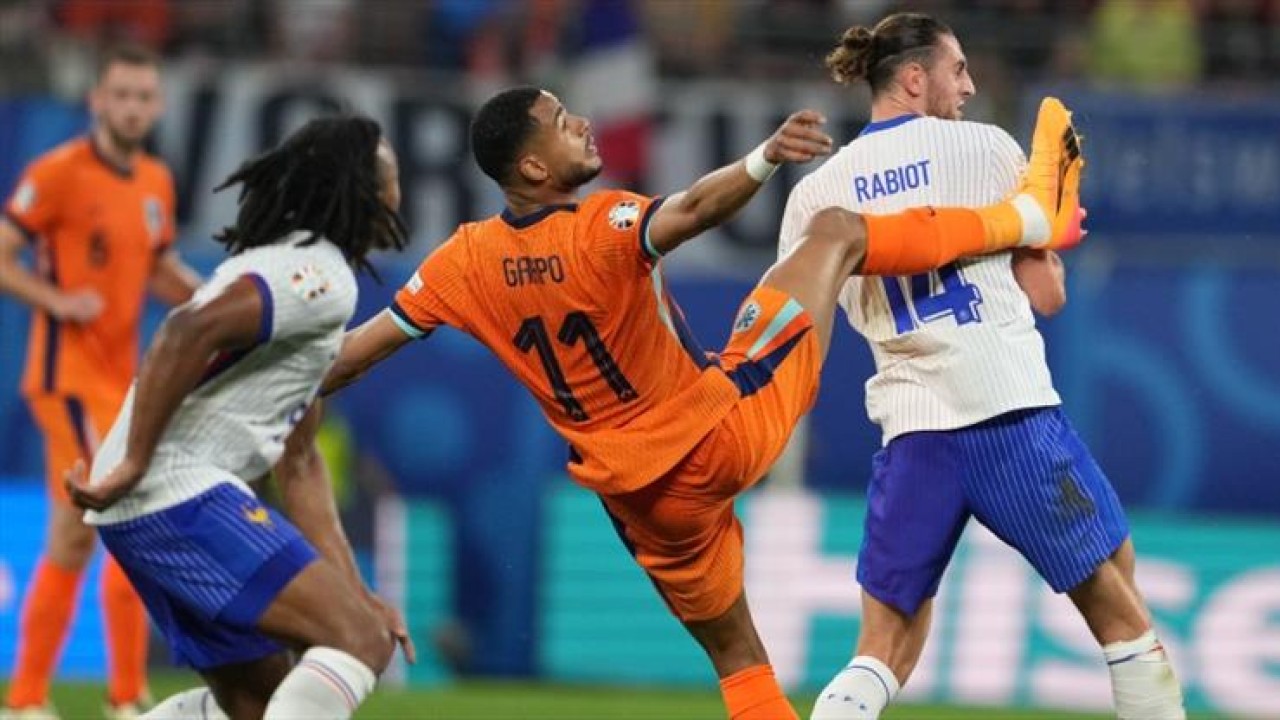 Hollanda-Fransa maçında  gol sesi çıkmadı