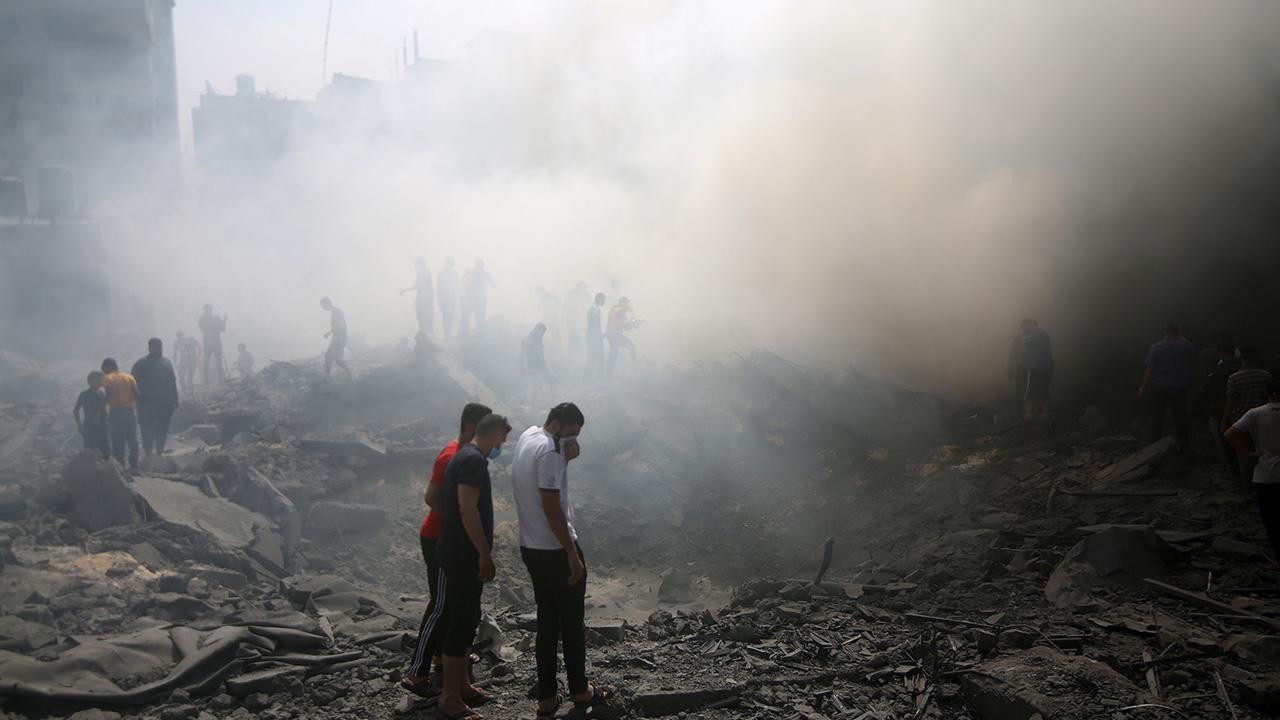 İsrail, Gazze’de 2 evi daha hedef aldı: Çok sayıda ölü ve yaralı var