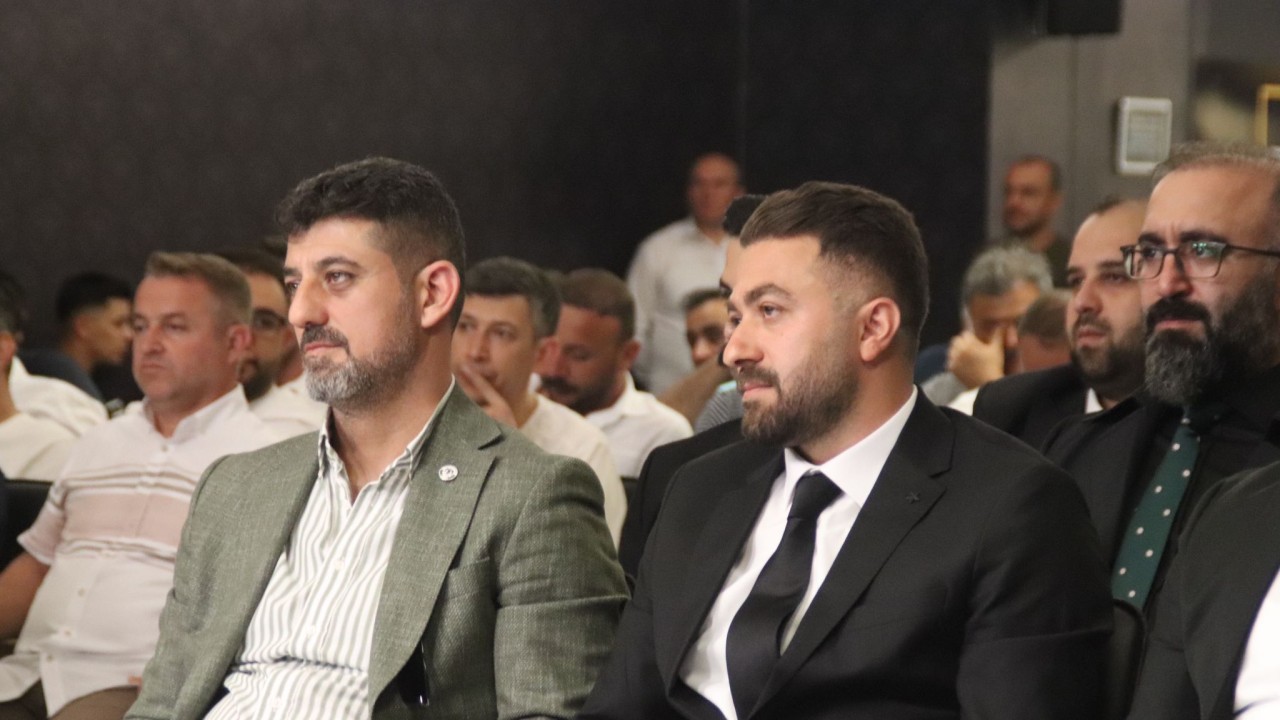 Konyaspor Yönetim Kurulu Üyesi Baharoğlu başarılar diledi