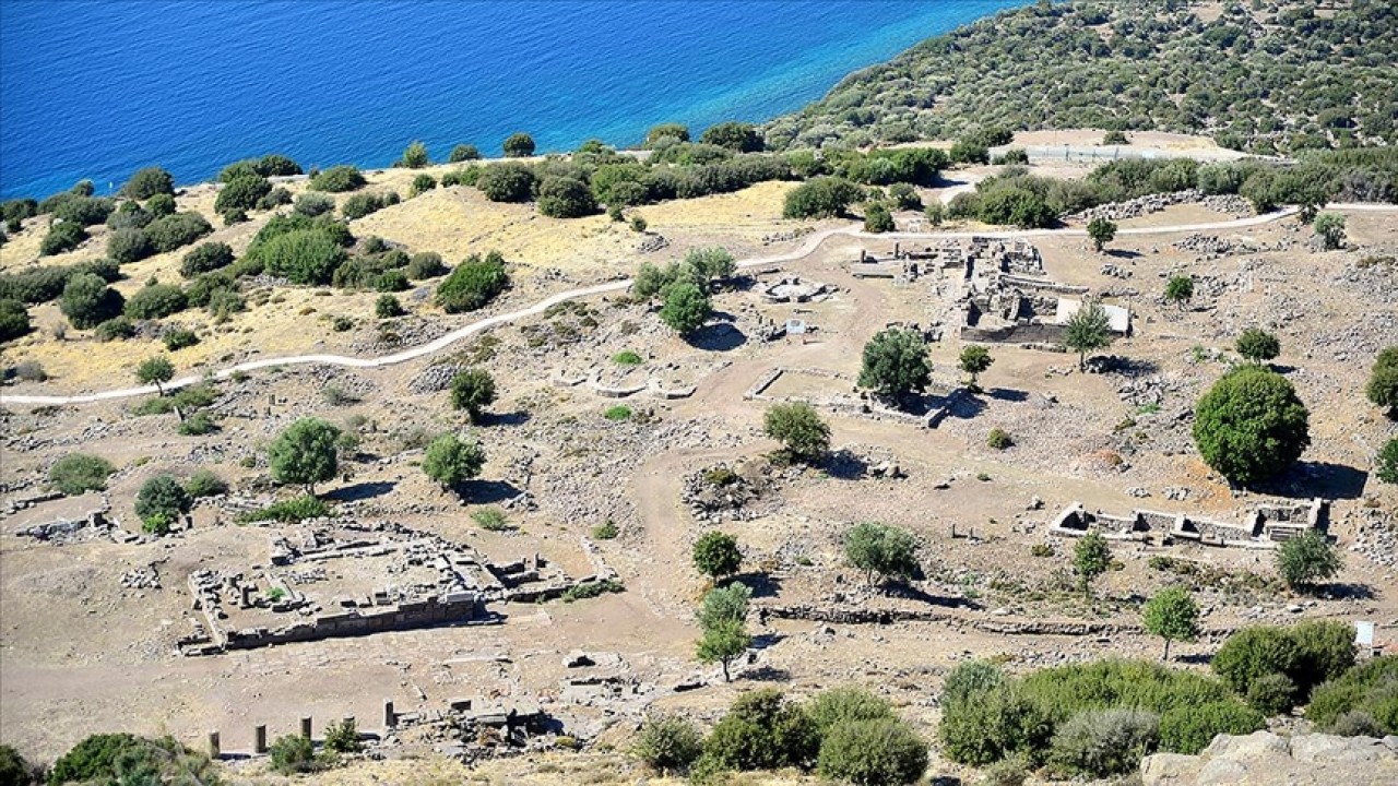 Assos Örenyeri Ayvacık’taki yangın nedeniyle 3 gün ziyarete kapalı olacak