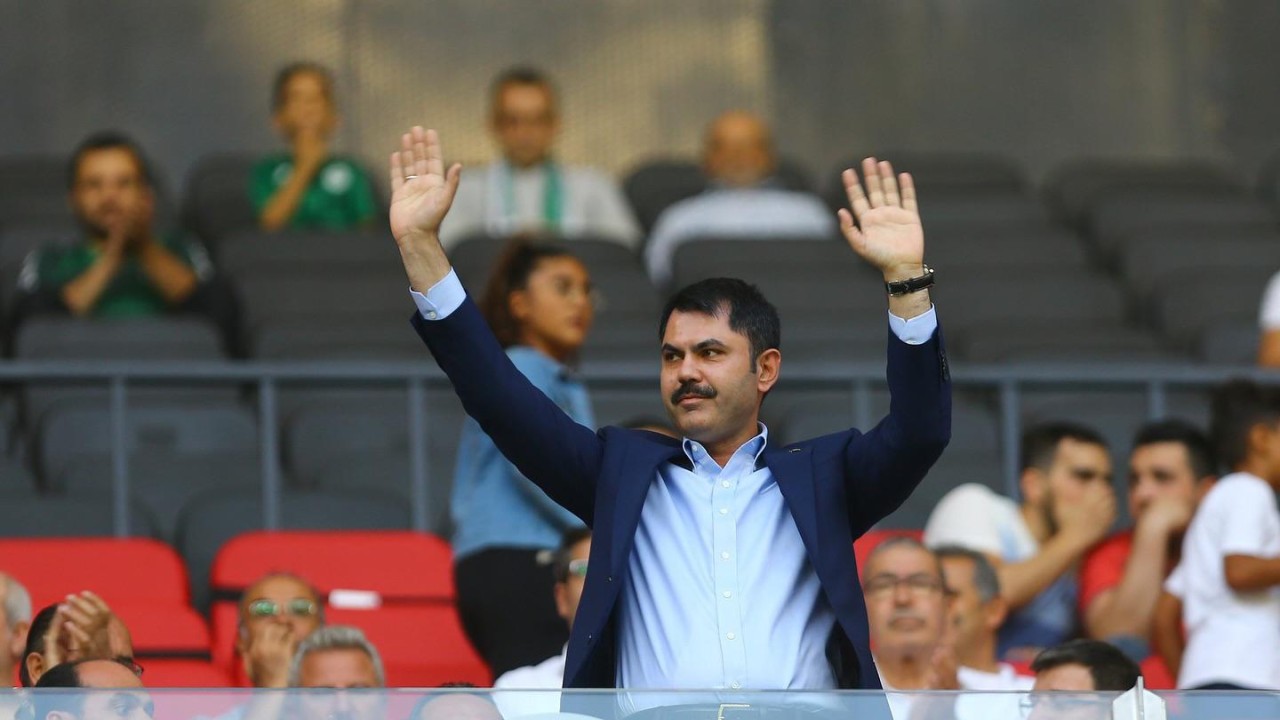 Konyaspor yönetimi Bakan Murat Kurum’u tebrik etti