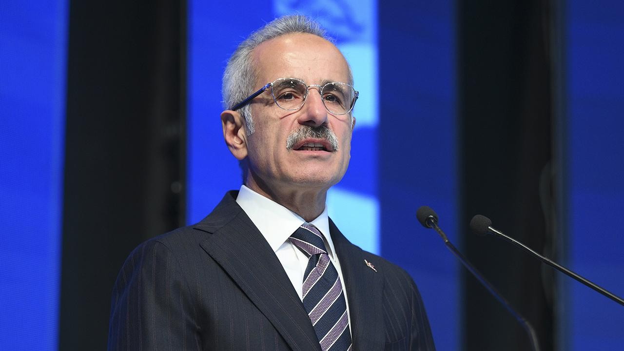 Bakan Uraloğlu: Yollara akıllı ulaşım sistemleri kurulacak