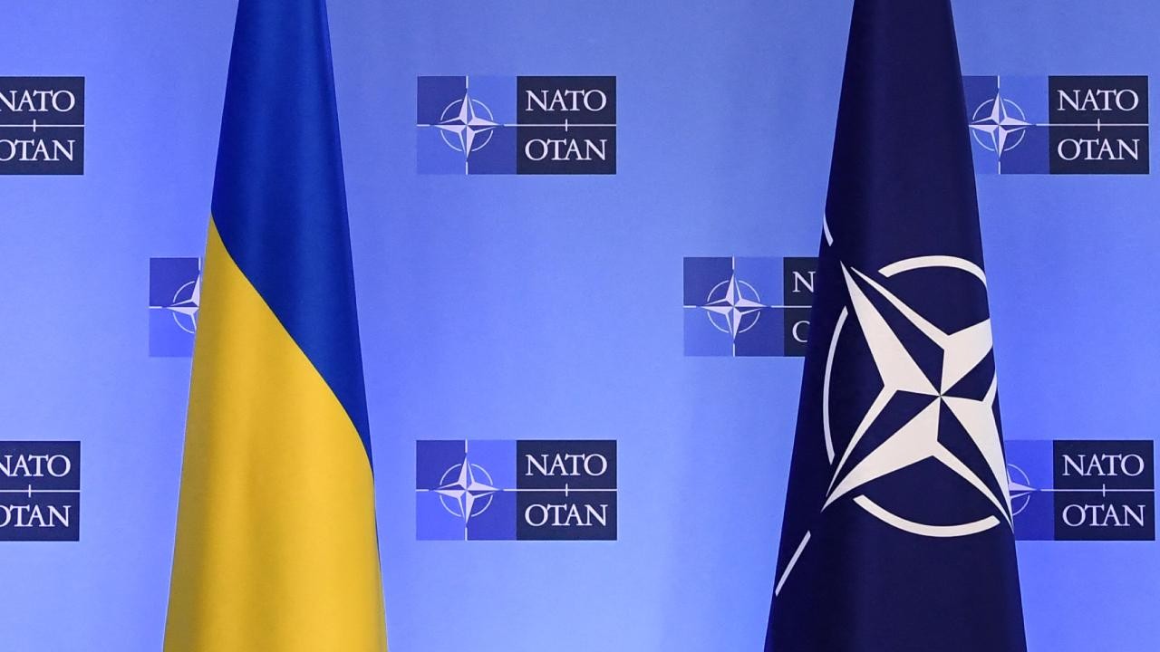 Stoltenberg: Ukrayna'da barışın korunması için en iyi güvence NATO'nun 5. maddesi
