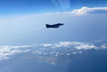Türk Hava Kuvvetleri Kıbrıs adasının güneyinde eğitim uçuşu gerçekleştirdi